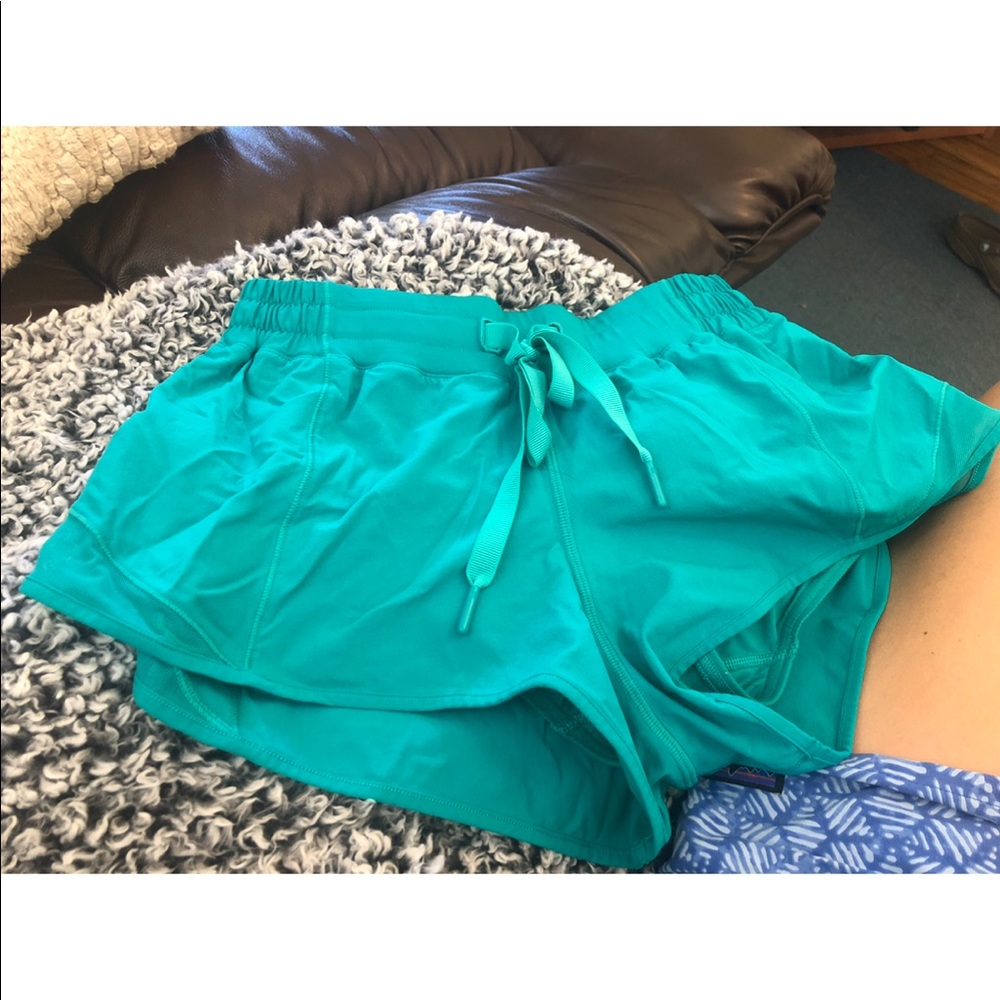 Teal Green Lululemon Shorts Size 6